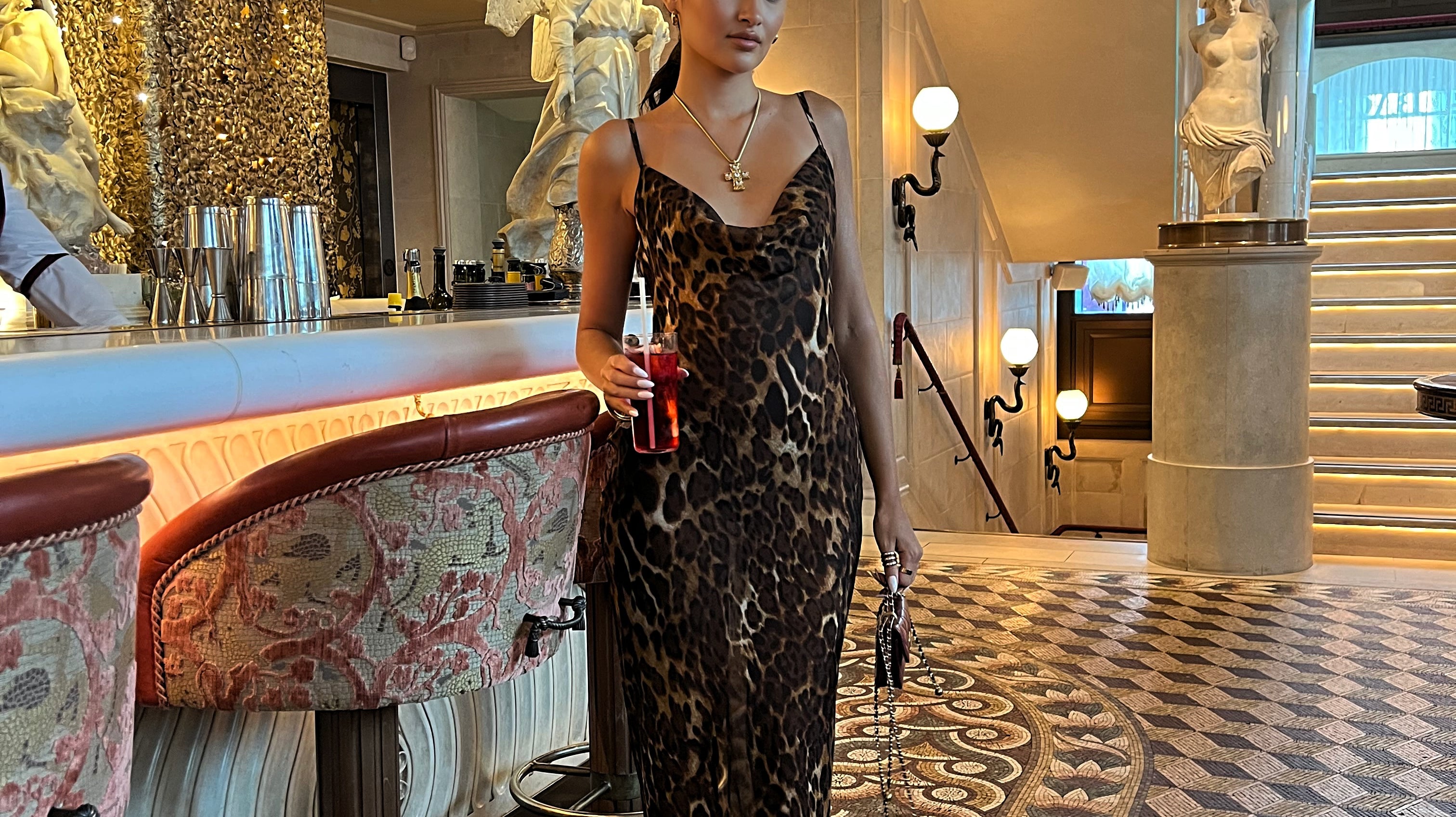 2025 Outfit Trends: Elevate Your Style with Stunning Cuts, Shapes, and Fabrics