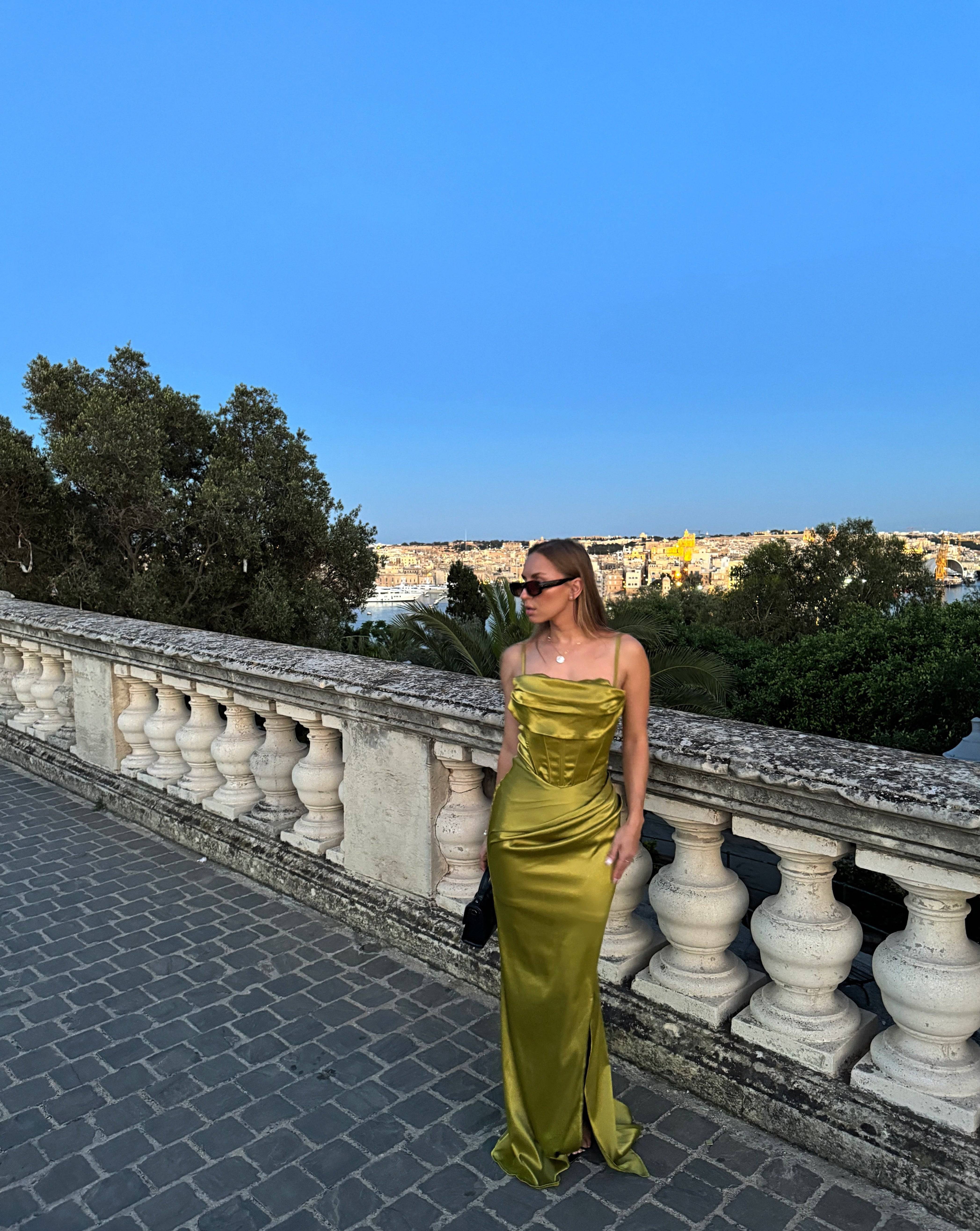 Olivia Olive Maxi Dress - DE NOIR