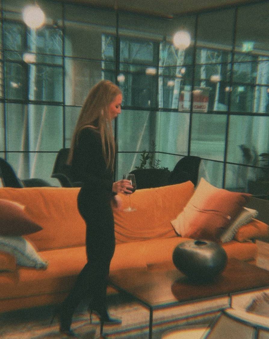 Madison Black Maxi Dress - De Noir