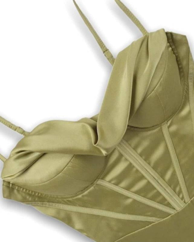 Saffron Olive Midi Dress - De Noir