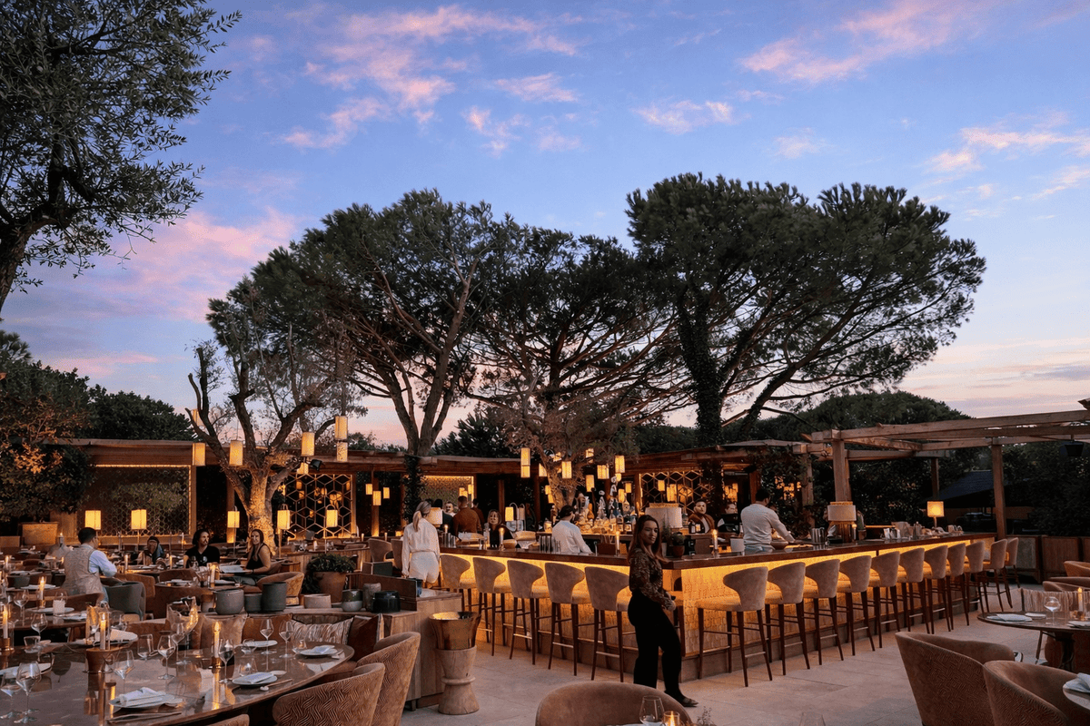 Beach Club to Dinner: What to Pack for a Sunny Escape